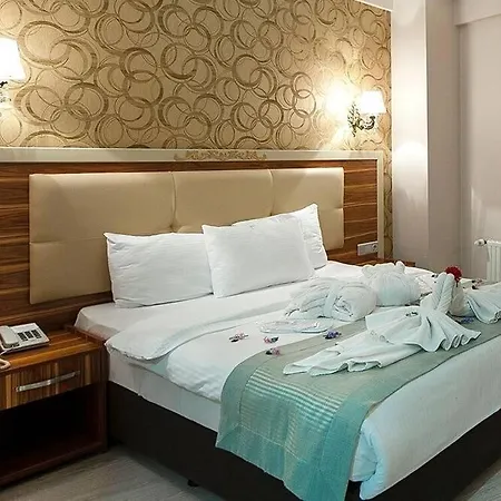 Almero Hotel